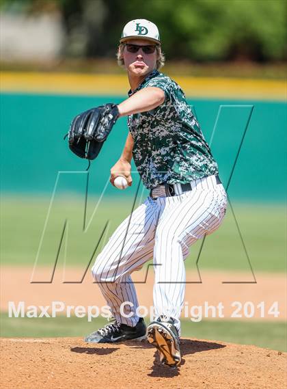 Thumbnail 2 in Birdville vs. Lake Dallas (UIL 4A Region 1 Bi-District Playoff) photogallery.