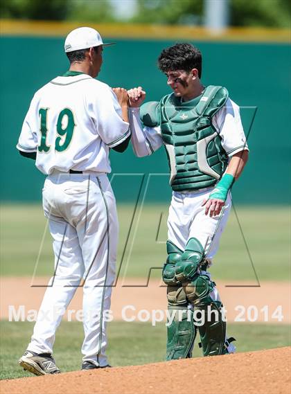 Thumbnail 3 in Birdville vs. Lake Dallas (UIL 4A Region 1 Bi-District Playoff) photogallery.