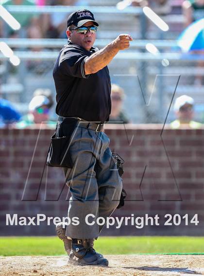 Thumbnail 2 in Birdville vs. Lake Dallas (UIL 4A Region 1 Bi-District Playoff) photogallery.
