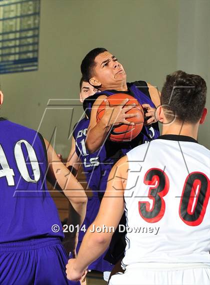 Thumbnail 2 in Shadow Hills vs. Miller (MaxPreps Holiday Classic) photogallery.