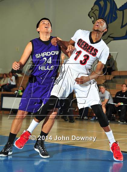 Thumbnail 3 in Shadow Hills vs. Miller (MaxPreps Holiday Classic) photogallery.
