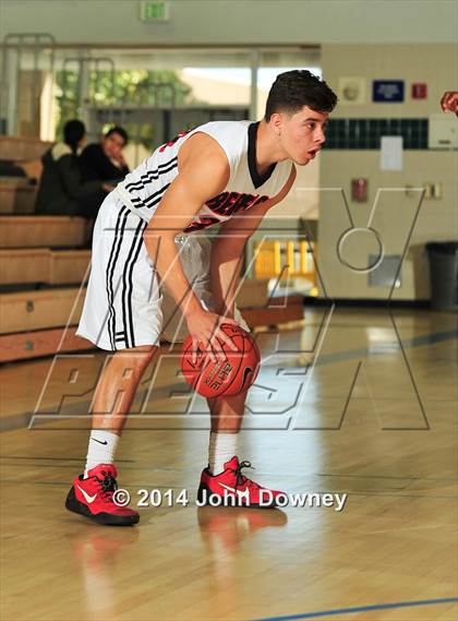 Thumbnail 3 in Shadow Hills vs. Miller (MaxPreps Holiday Classic) photogallery.