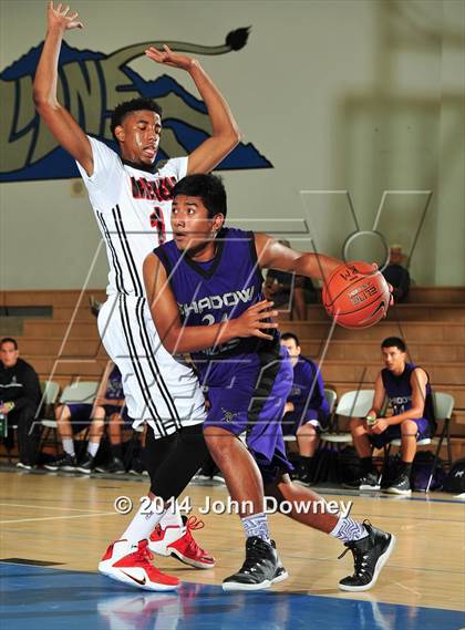 Thumbnail 1 in Shadow Hills vs. Miller (MaxPreps Holiday Classic) photogallery.