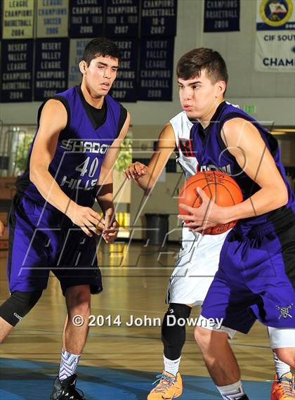 Thumbnail 1 in Shadow Hills vs. Miller (MaxPreps Holiday Classic) photogallery.
