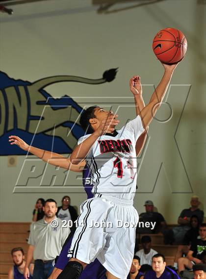 Thumbnail 1 in Shadow Hills vs. Miller (MaxPreps Holiday Classic) photogallery.