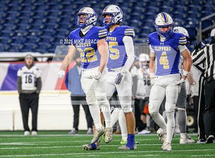 Thumbnail 1 in Fairhaven vs Norwell (MIAA Division 6 Final) photogallery.