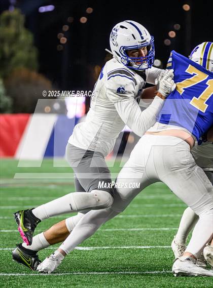 Thumbnail 3 in Fairhaven vs Norwell (MIAA Division 6 Final) photogallery.