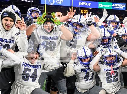 Thumbnail 2 in Fairhaven vs Norwell (MIAA Division 6 Final) photogallery.
