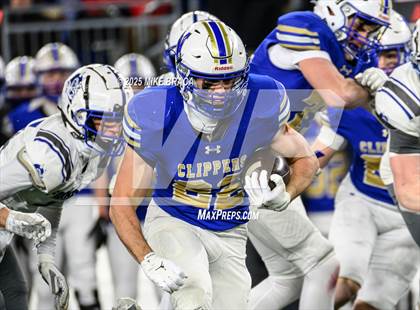 Thumbnail 2 in Fairhaven vs Norwell (MIAA Division 6 Final) photogallery.