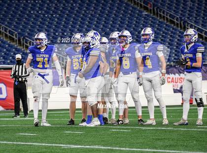 Thumbnail 1 in Fairhaven vs Norwell (MIAA Division 6 Final) photogallery.