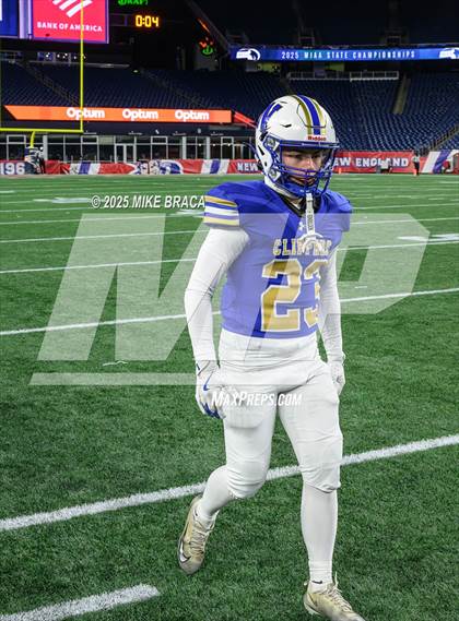 Thumbnail 2 in Fairhaven vs Norwell (MIAA Division 6 Final) photogallery.