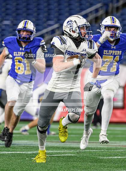 Thumbnail 2 in Fairhaven vs Norwell (MIAA Division 6 Final) photogallery.