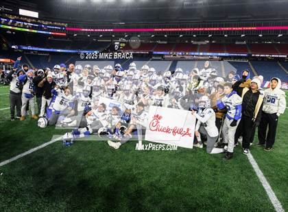 Thumbnail 3 in Fairhaven vs Norwell (MIAA Division 6 Final) photogallery.