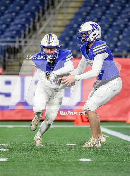 Thumbnail 3 in Fairhaven vs Norwell (MIAA Division 6 Final) photogallery.
