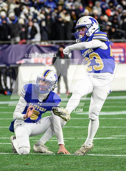 Thumbnail 3 in Fairhaven vs Norwell (MIAA Division 6 Final) photogallery.