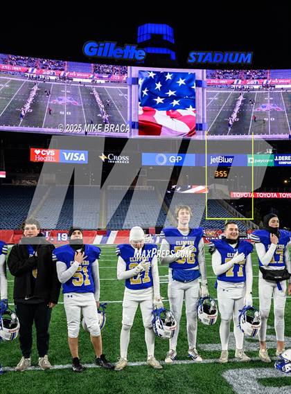 Thumbnail 3 in Fairhaven vs Norwell (MIAA Division 6 Final) photogallery.