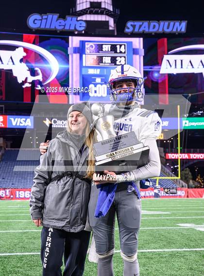 Thumbnail 2 in Fairhaven vs Norwell (MIAA Division 6 Final) photogallery.