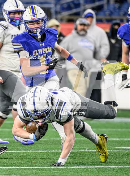 Thumbnail 2 in Fairhaven vs Norwell (MIAA Division 6 Final) photogallery.