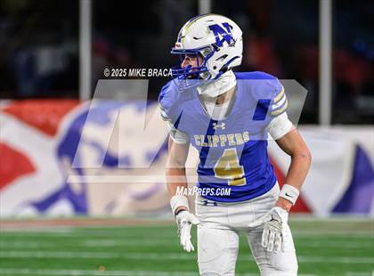 Thumbnail 3 in Fairhaven vs Norwell (MIAA Division 6 Final) photogallery.