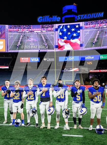 Thumbnail 3 in Fairhaven vs Norwell (MIAA Division 6 Final) photogallery.