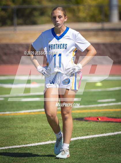 Thumbnail 1 in JV: Benicia vs. Amador Valley (JV Stampede Showdown) photogallery.