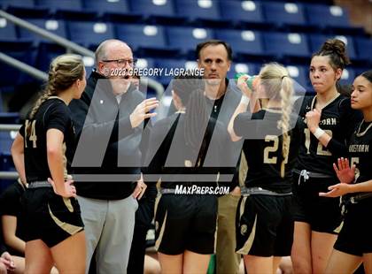 Thumbnail 2 in Amarillo vs McKinney North photogallery.
