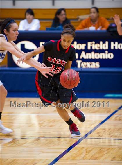 Thumbnail 3 in Jay vs. Wagner photogallery.