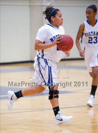Thumbnail 2 in Jay vs. Wagner photogallery.