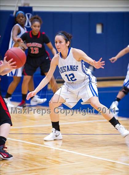 Thumbnail 2 in Jay vs. Wagner photogallery.