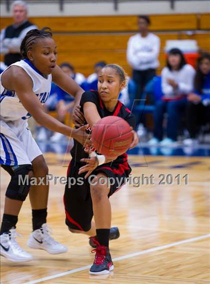 Thumbnail 2 in Jay vs. Wagner photogallery.