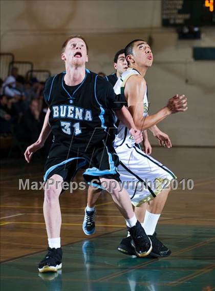 Thumbnail 1 in Buena @ Santa Barbara photogallery.