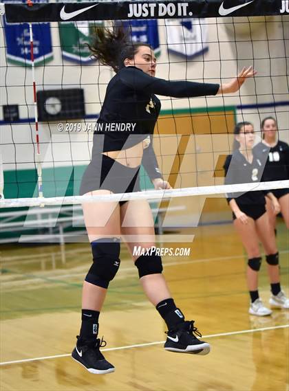 Thumbnail 3 in Archbishop Mitty vs. Los Alamitos (Durango Fall Classic) photogallery.
