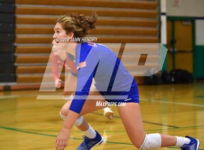 Thumbnail 2 in Archbishop Mitty vs. Los Alamitos (Durango Fall Classic) photogallery.