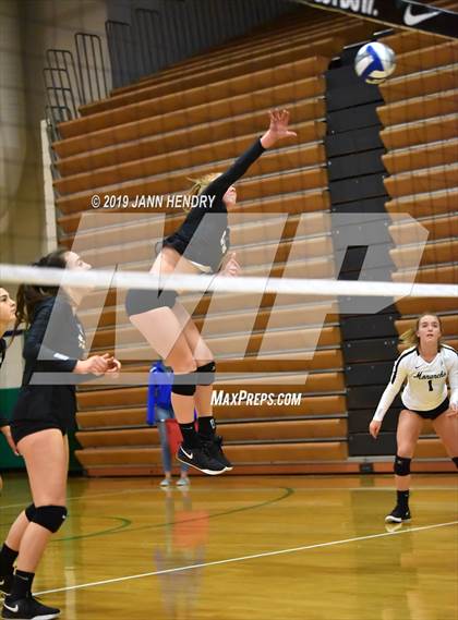 Thumbnail 3 in Archbishop Mitty vs. Los Alamitos (Durango Fall Classic) photogallery.