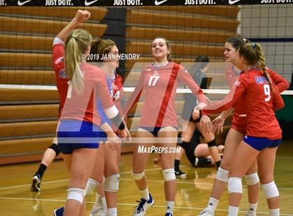 Thumbnail 3 in Archbishop Mitty vs. Los Alamitos (Durango Fall Classic) photogallery.