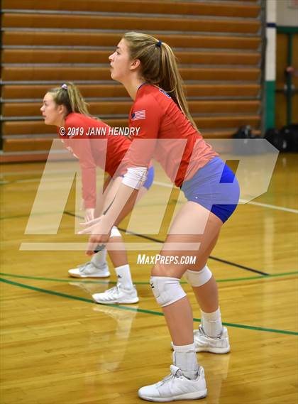 Thumbnail 3 in Archbishop Mitty vs. Los Alamitos (Durango Fall Classic) photogallery.