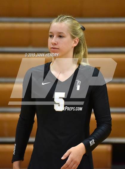 Thumbnail 2 in Archbishop Mitty vs. Los Alamitos (Durango Fall Classic) photogallery.