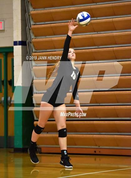 Thumbnail 1 in Archbishop Mitty vs. Los Alamitos (Durango Fall Classic) photogallery.
