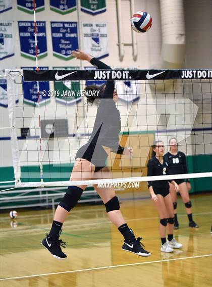 Thumbnail 2 in Archbishop Mitty vs. Los Alamitos (Durango Fall Classic) photogallery.