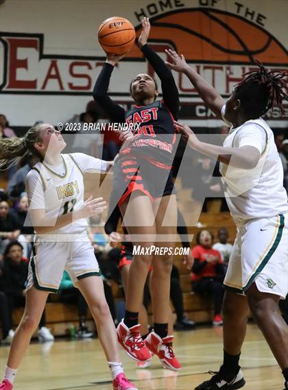 Thumbnail 1 in Independence vs. East Rutherford photogallery.