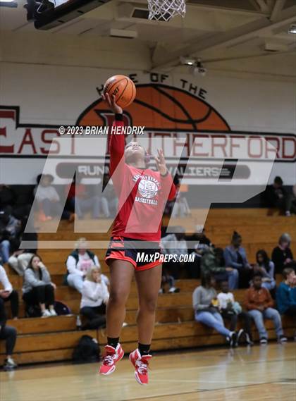 Thumbnail 2 in Independence vs. East Rutherford photogallery.