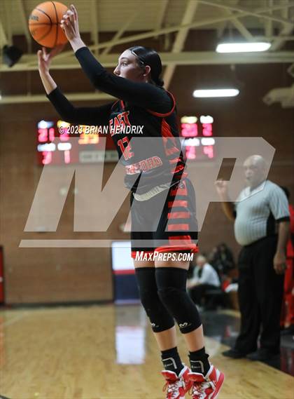 Thumbnail 3 in Independence vs. East Rutherford photogallery.