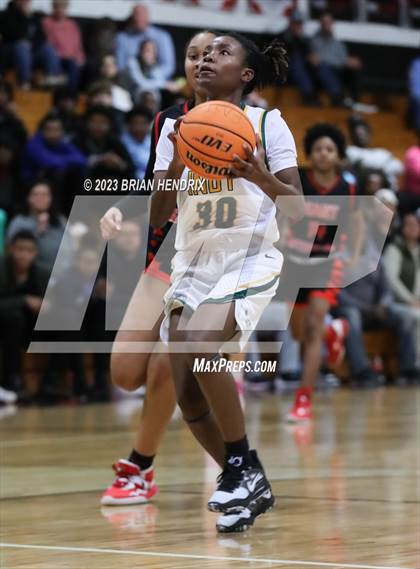 Thumbnail 2 in Independence vs. East Rutherford photogallery.