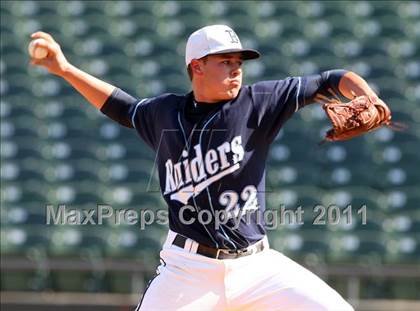 Thumbnail 2 in Stony Point vs. Bell (Rock Hardball Classic) photogallery.
