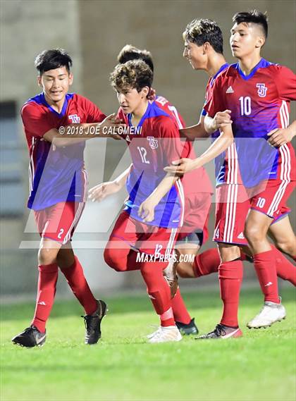 Thumbnail 3 in Lanier [Sidney] vs Jefferson photogallery.