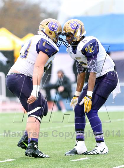 Thumbnail 1 in Union City vs. South Pittsburg (TSSAA Division I Class 1A BlueCross Bowl)  photogallery.