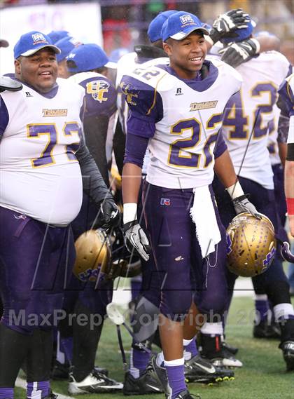 Thumbnail 1 in Union City vs. South Pittsburg (TSSAA Division I Class 1A BlueCross Bowl)  photogallery.