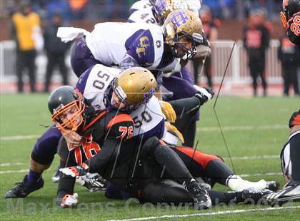 Thumbnail 3 in Union City vs. South Pittsburg (TSSAA Division I Class 1A BlueCross Bowl)  photogallery.