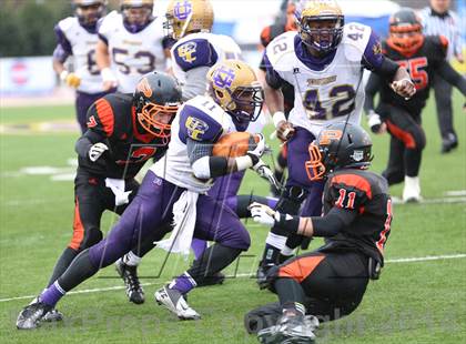 Thumbnail 1 in Union City vs. South Pittsburg (TSSAA Division I Class 1A BlueCross Bowl)  photogallery.