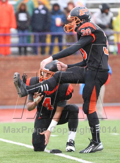 Thumbnail 3 in Union City vs. South Pittsburg (TSSAA Division I Class 1A BlueCross Bowl)  photogallery.